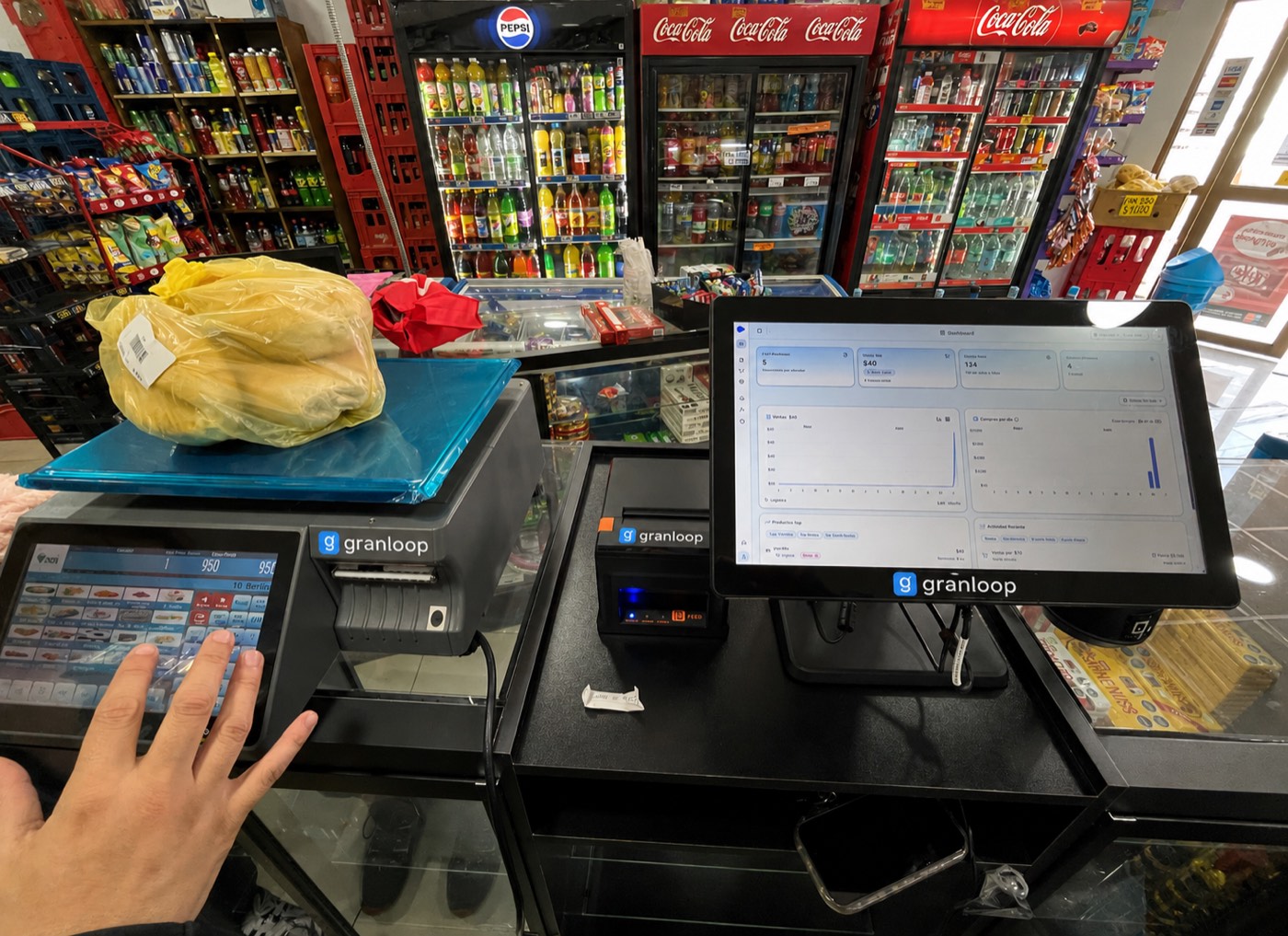 POS con balanza de GranLoop en el minimarket de Leyla Barrios